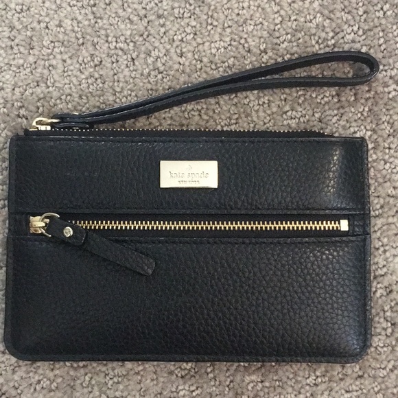 Kate Spade wristlet minimal use - Picture 1 of 2